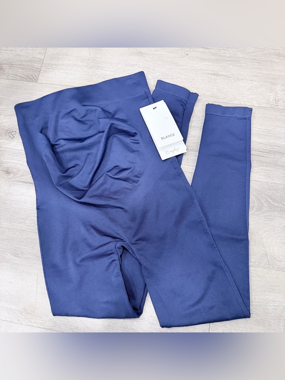 BLANQI Everyday Maternity Belly Support Leggings Blue Small NWT Seamless